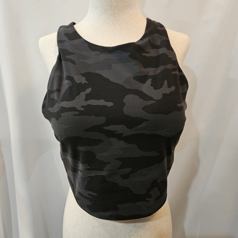ATHLETA Conscious Crop Bra Tank in Black Camo Women's XL Gym Yoga Athleisure